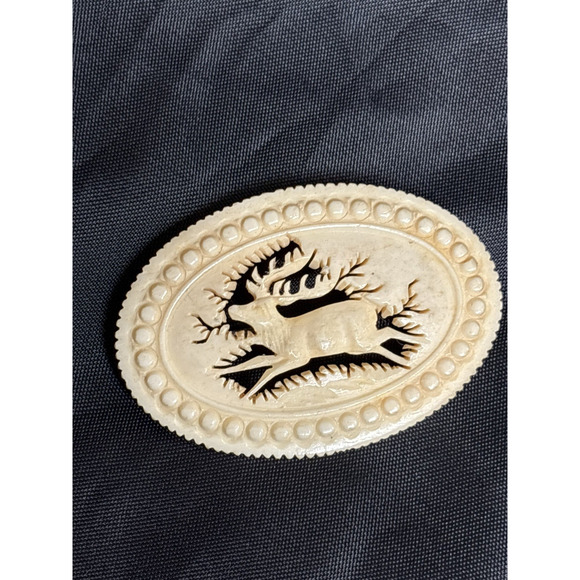 Antique German Hand Carved Antler Brooch Pin Jumping Stag Oval Detailed Carving - Picture 3 of 8